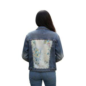 Mechant denim jean Jacket size M blue inset print floral studded